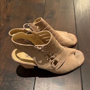 Paul Green Beige Leather Sandals